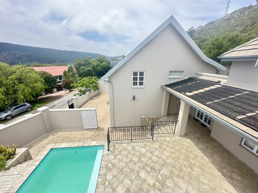 4 Bedroom Property for Sale in The Village Western Cape